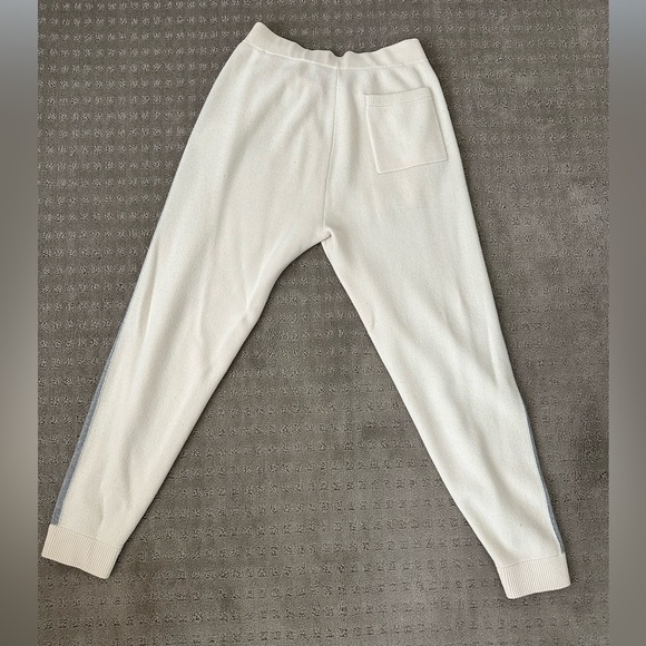 Theory men’s wool and cashmere joggers and hoodie set - Picture 5 of 9